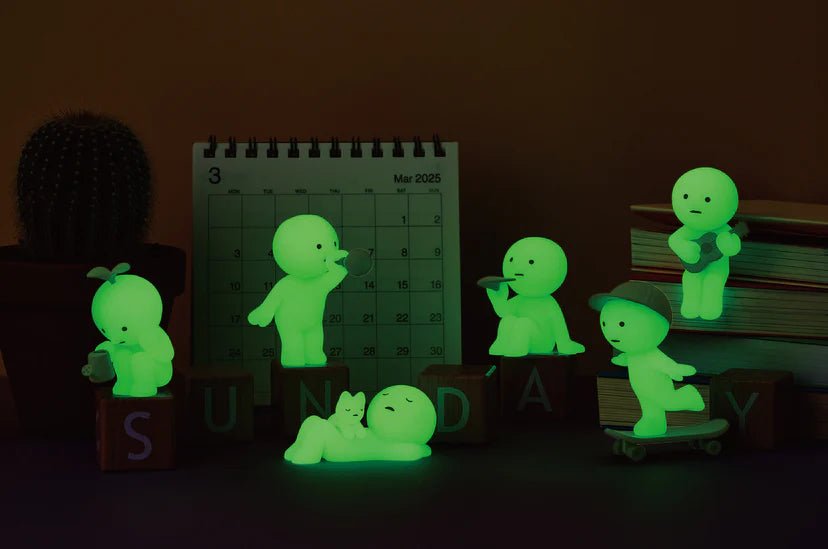 2025 Smiski Sunday Series Glow In The Dark – Blind Box / Sealed Set Figure Toy